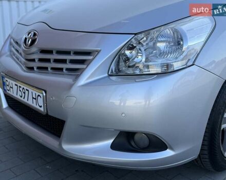 Серый Тойота Версо, объемом двигателя 2.2 л и пробегом 170 тыс. км за 10700 $, фото 13 на Automoto.ua