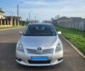 Сірий Тойота Версо, об'ємом двигуна 2 л та пробігом 219 тис. км за 9700 $, фото 3 на Automoto.ua