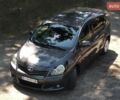 Серый Тойота Версо, объемом двигателя 2 л и пробегом 244 тыс. км за 8200 $, фото 1 на Automoto.ua