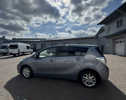 Серый Тойота Версо, объемом двигателя 2 л и пробегом 278 тыс. км за 9499 $, фото 25 на Automoto.ua