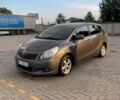 Серый Тойота Версо, объемом двигателя 2 л и пробегом 294 тыс. км за 8150 $, фото 1 на Automoto.ua