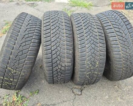 Сірий Тойота Версо, об'ємом двигуна 2 л та пробігом 220 тис. км за 9999 $, фото 45 на Automoto.ua