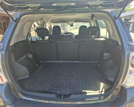 Сірий Тойота Версо, об'ємом двигуна 2 л та пробігом 220 тис. км за 9599 $, фото 10 на Automoto.ua