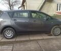 Сірий Тойота Версо, об'ємом двигуна 2 л та пробігом 170 тис. км за 8900 $, фото 1 на Automoto.ua