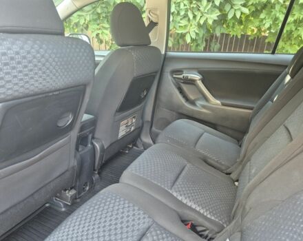 Сірий Тойота Версо, об'ємом двигуна 2 л та пробігом 220 тис. км за 9599 $, фото 20 на Automoto.ua