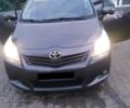 Серый Тойота Версо, объемом двигателя 2 л и пробегом 370 тыс. км за 7500 $, фото 1 на Automoto.ua