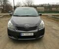 Сірий Тойота Версо, об'ємом двигуна 2 л та пробігом 208 тис. км за 8600 $, фото 1 на Automoto.ua