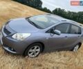 Сірий Тойота Версо, об'ємом двигуна 2 л та пробігом 245 тис. км за 8500 $, фото 1 на Automoto.ua