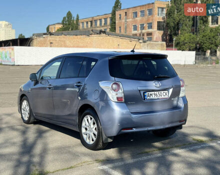 Сірий Тойота Версо, об'ємом двигуна 2.2 л та пробігом 338 тис. км за 7500 $, фото 2 на Automoto.ua