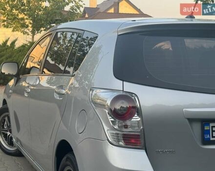 Серый Тойота Версо, объемом двигателя 2.23 л и пробегом 192 тыс. км за 8999 $, фото 41 на Automoto.ua