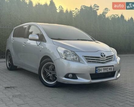 Серый Тойота Версо, объемом двигателя 2.23 л и пробегом 192 тыс. км за 8999 $, фото 31 на Automoto.ua