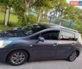 Серый Тойота Версо, объемом двигателя 2 л и пробегом 240 тыс. км за 8300 $, фото 1 на Automoto.ua
