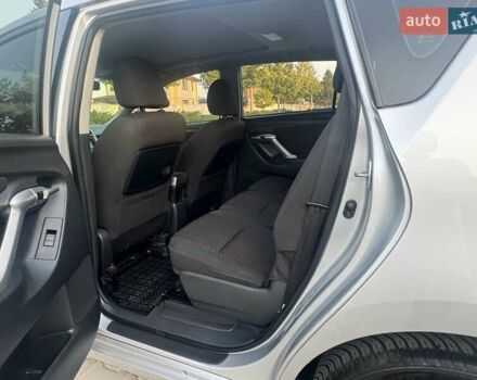 Серый Тойота Версо, объемом двигателя 2.23 л и пробегом 192 тыс. км за 8999 $, фото 86 на Automoto.ua