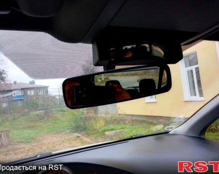 Серый Тойота Версо, объемом двигателя 2 л и пробегом 260 тыс. км за 7200 $, фото 1 на Automoto.ua