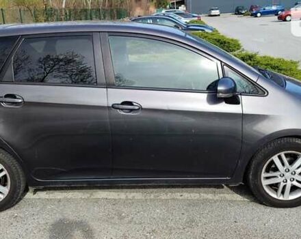 Серый Тойота Версо, объемом двигателя 1.4 л и пробегом 148 тыс. км за 9500 $, фото 12 на Automoto.ua