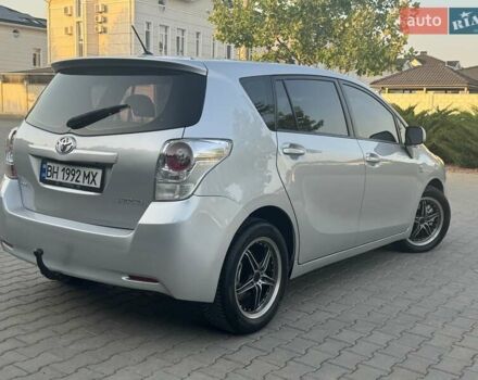 Серый Тойота Версо, объемом двигателя 2.23 л и пробегом 192 тыс. км за 8999 $, фото 17 на Automoto.ua