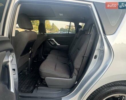 Серый Тойота Версо, объемом двигателя 2.23 л и пробегом 192 тыс. км за 8999 $, фото 81 на Automoto.ua