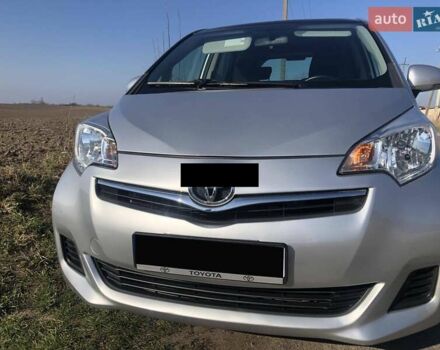 Сірий Тойота Версо, об'ємом двигуна 1.36 л та пробігом 112 тис. км за 10200 $, фото 7 на Automoto.ua