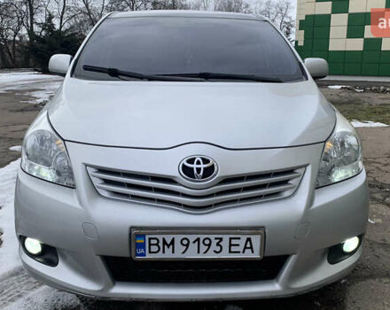 Сірий Тойота Версо, об'ємом двигуна 2.2 л та пробігом 172 тис. км за 9000 $, фото 2 на Automoto.ua