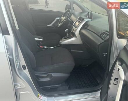 Серый Тойота Версо, объемом двигателя 2.23 л и пробегом 192 тыс. км за 8999 $, фото 79 на Automoto.ua