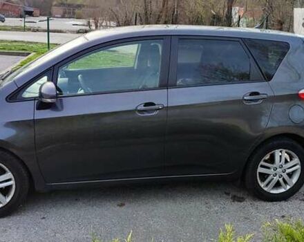 Серый Тойота Версо, объемом двигателя 1.4 л и пробегом 148 тыс. км за 9500 $, фото 13 на Automoto.ua