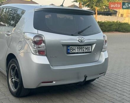 Серый Тойота Версо, объемом двигателя 2.23 л и пробегом 192 тыс. км за 8999 $, фото 40 на Automoto.ua