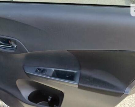 Серый Тойота Версо, объемом двигателя 1.4 л и пробегом 148 тыс. км за 9500 $, фото 5 на Automoto.ua