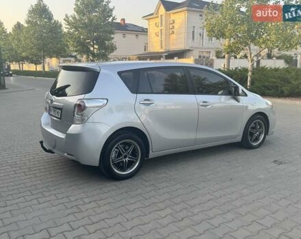 Серый Тойота Версо, объемом двигателя 2.23 л и пробегом 192 тыс. км за 8999 $, фото 59 на Automoto.ua