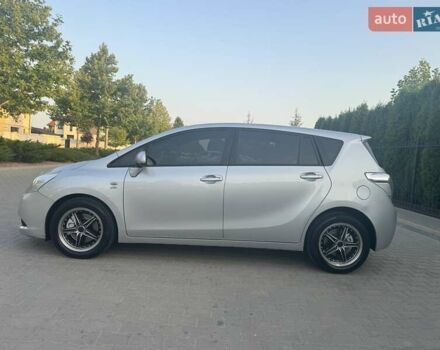 Серый Тойота Версо, объемом двигателя 2.23 л и пробегом 192 тыс. км за 8999 $, фото 69 на Automoto.ua