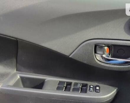 Серый Тойота Версо, объемом двигателя 1.4 л и пробегом 148 тыс. км за 9500 $, фото 10 на Automoto.ua