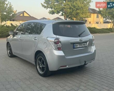 Серый Тойота Версо, объемом двигателя 2.23 л и пробегом 192 тыс. км за 8999 $, фото 71 на Automoto.ua