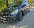 Серый Тойота Версо, объемом двигателя 2 л и пробегом 350 тыс. км за 6500 $, фото 7 на Automoto.ua