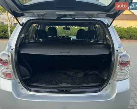 Серый Тойота Версо, объемом двигателя 2.23 л и пробегом 192 тыс. км за 8999 $, фото 88 на Automoto.ua