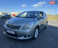 Серый Тойота Версо, объемом двигателя 2.2 л и пробегом 167 тыс. км за 10700 $, фото 7 на Automoto.ua