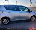 Сірий Тойота Версо, об'ємом двигуна 1.5 л та пробігом 134 тис. км за 8500 $, фото 2 на Automoto.ua