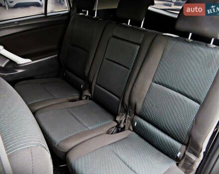 Серый Тойота Версо, объемом двигателя 2.23 л и пробегом 265 тыс. км за 8950 $, фото 18 на Automoto.ua