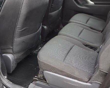 Серый Тойота Версо, объемом двигателя 1.8 л и пробегом 244 тыс. км за 11000 $, фото 8 на Automoto.ua