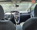 Серый Тойота Версо, объемом двигателя 2 л и пробегом 293 тыс. км за 8500 $, фото 7 на Automoto.ua