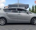 Серый Тойота Версо, объемом двигателя 2.2 л и пробегом 251 тыс. км за 10453 $, фото 14 на Automoto.ua