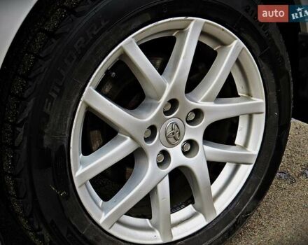 Серый Тойота Версо, объемом двигателя 2.23 л и пробегом 265 тыс. км за 8950 $, фото 4 на Automoto.ua