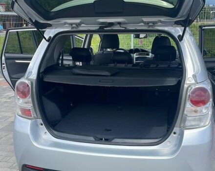 Серый Тойота Версо, объемом двигателя 1.6 л и пробегом 203 тыс. км за 10000 $, фото 6 на Automoto.ua