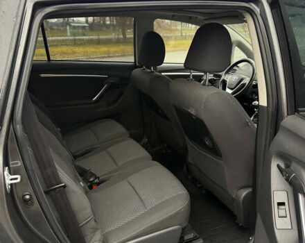 Сірий Тойота Версо, об'ємом двигуна 1.6 л та пробігом 183 тис. км за 10200 $, фото 23 на Automoto.ua