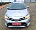 Серый Тойота Версо, объемом двигателя 2 л и пробегом 217 тыс. км за 11100 $, фото 1 на Automoto.ua