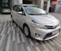 Сірий Тойота Версо, об'ємом двигуна 2 л та пробігом 233 тис. км за 10500 $, фото 1 на Automoto.ua