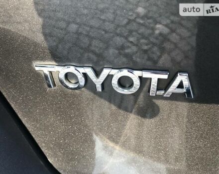 Серый Тойота Версо, объемом двигателя 2 л и пробегом 168 тыс. км за 11650 $, фото 32 на Automoto.ua