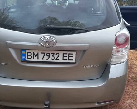 Серый Тойота Версо, объемом двигателя 2 л и пробегом 210 тыс. км за 7800 $, фото 1 на Automoto.ua