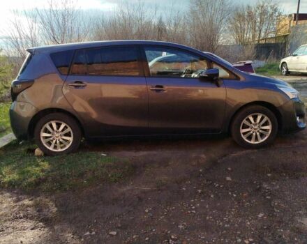 Серый Тойота Версо, объемом двигателя 1.6 л и пробегом 244 тыс. км за 11500 $, фото 1 на Automoto.ua