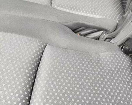 Синій Тойота Версо, об'ємом двигуна 2 л та пробігом 231 тис. км за 9200 $, фото 8 на Automoto.ua