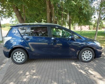 Синій Тойота Версо, об'ємом двигуна 2 л та пробігом 2 тис. км за 8000 $, фото 7 на Automoto.ua