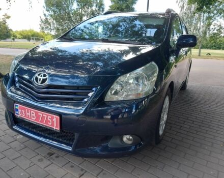 Синій Тойота Версо, об'ємом двигуна 2 л та пробігом 2 тис. км за 8000 $, фото 2 на Automoto.ua
